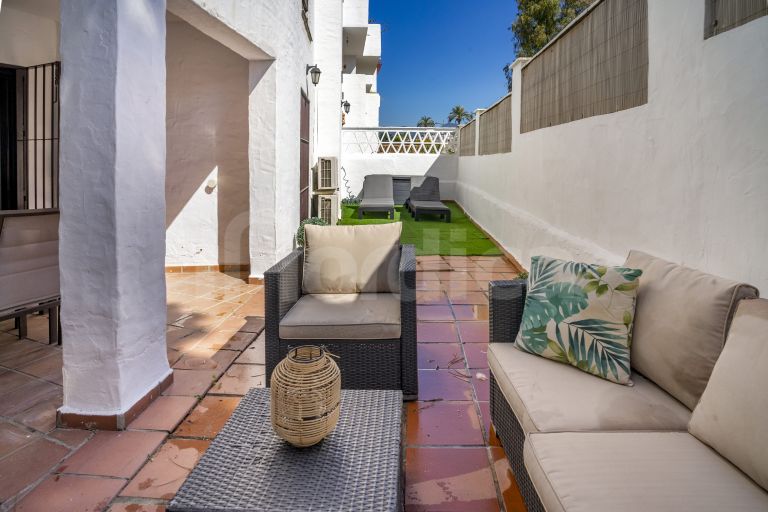 Ground Floor Apartment for sale in La Maestranza