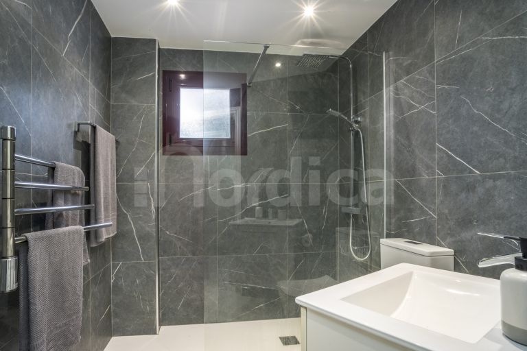 Ground Floor Apartment for sale in La Maestranza