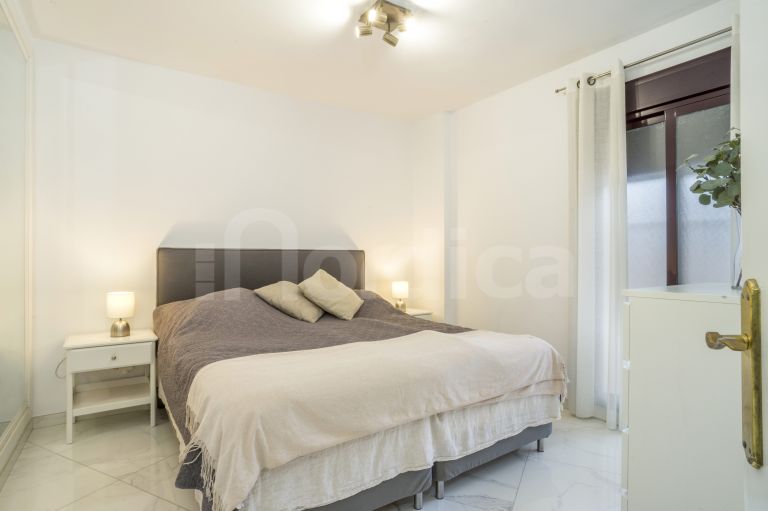 Ground Floor Apartment for sale in La Maestranza