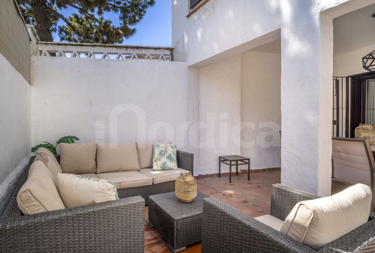 Ground Floor Apartment for sale in La Maestranza