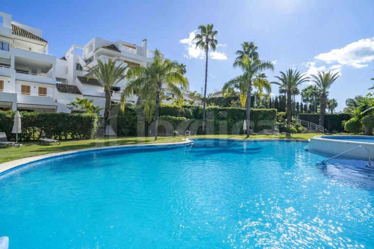 Ground Floor Duplex for sale in Alcores del Golf