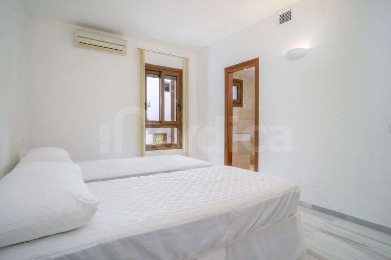 Ground Floor Duplex for sale in Alcores del Golf