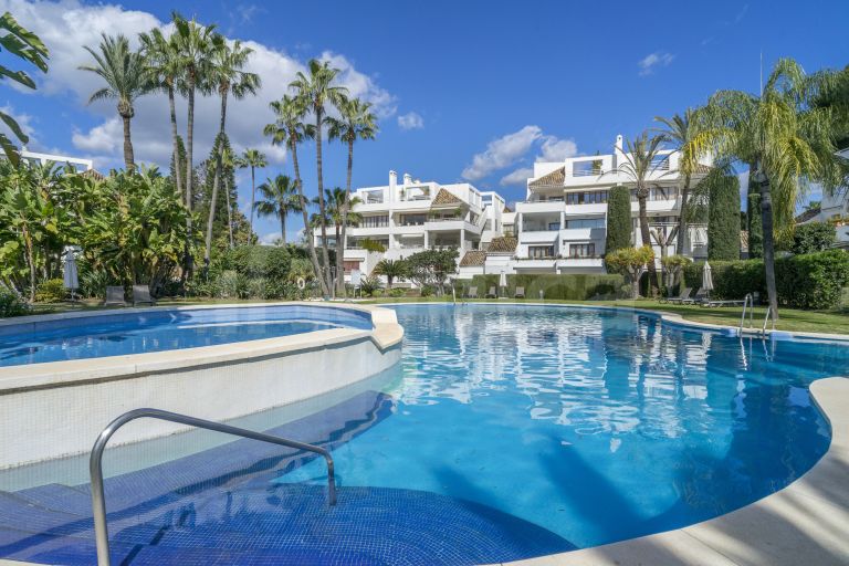 Ground Floor Duplex for sale in Alcores del Golf