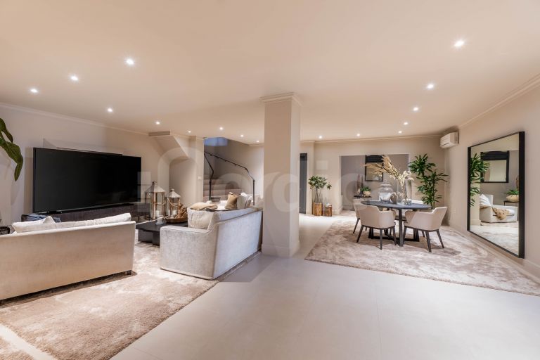 Villa for sale in Los Naranjos