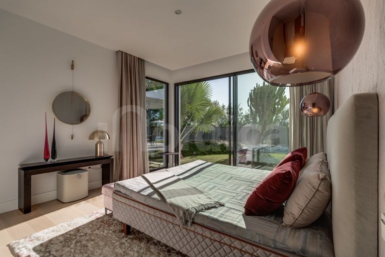 Villa for sale in Las Lomas del Marbella Club