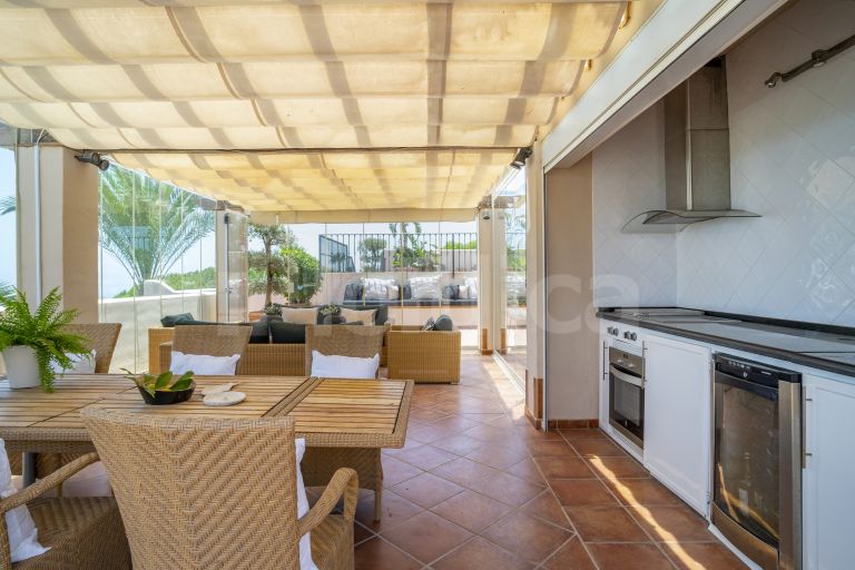 Duplex Penthouse for sale in Paraiso Hills