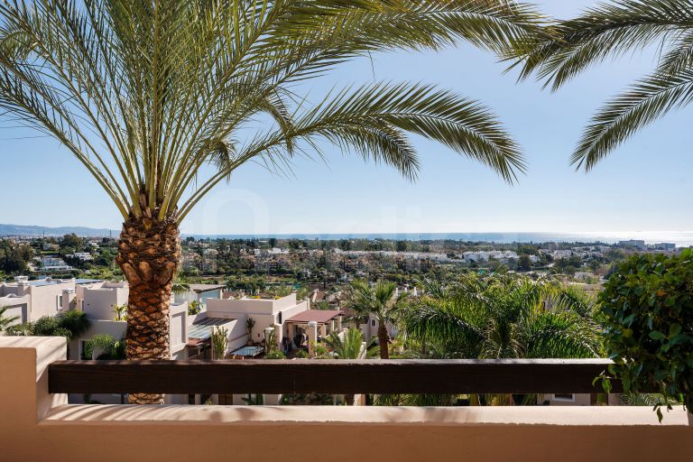 Duplex Penthouse for sale in Paraiso Hills