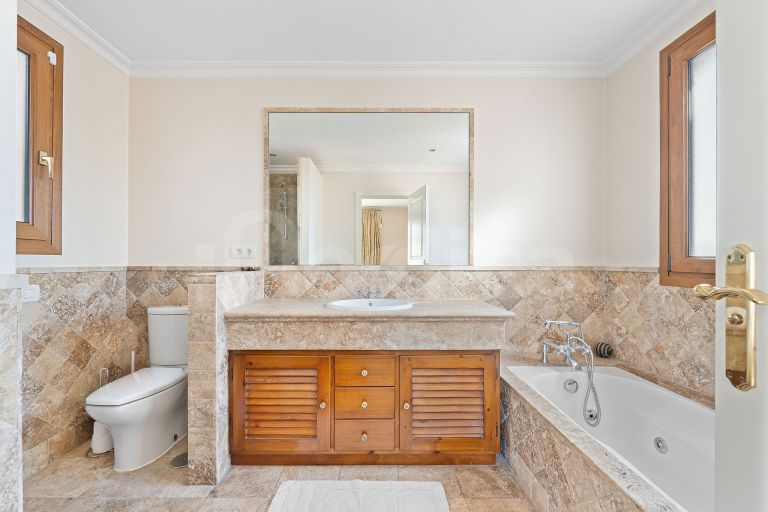 Duplex Penthouse for sale in Paraiso Hills