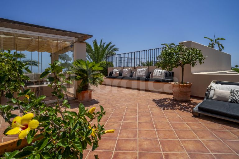 Duplex Penthouse for sale in Paraiso Hills