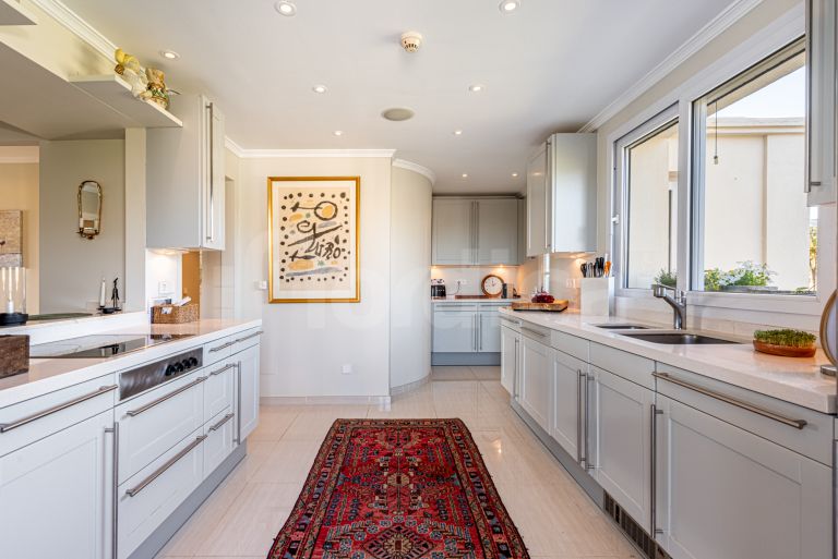 Duplex Penthouse for sale in Las Alamandas