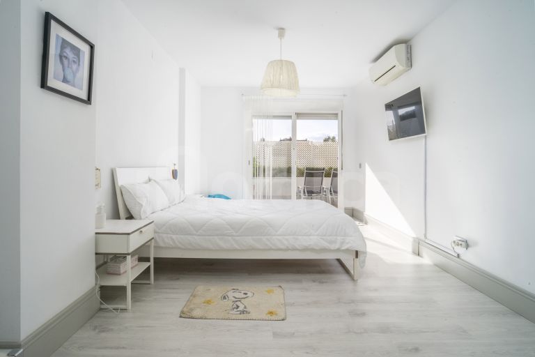 Ground Floor Apartment for sale in Jardines de Andalucia