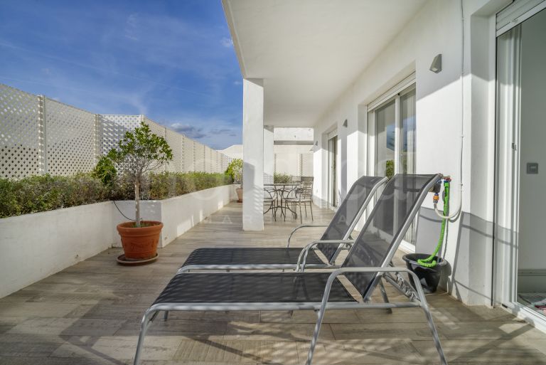 Ground Floor Apartment for sale in Jardines de Andalucia