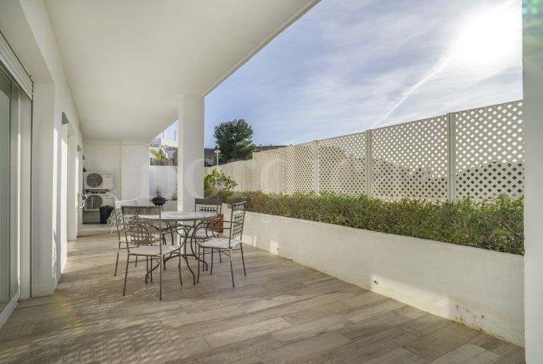 Ground Floor Apartment for sale in Jardines de Andalucia
