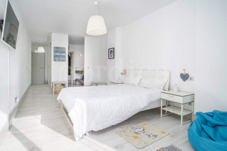 Ground Floor Apartment for sale in Jardines de Andalucia