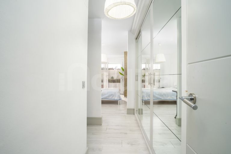 Ground Floor Apartment for sale in Jardines de Andalucia