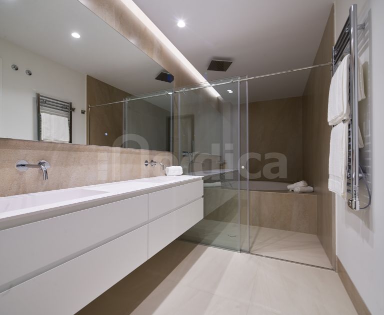 Apartment for sale in Guadalobon