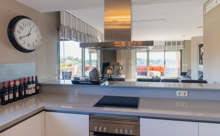 Penthouse for sale in Benatalaya