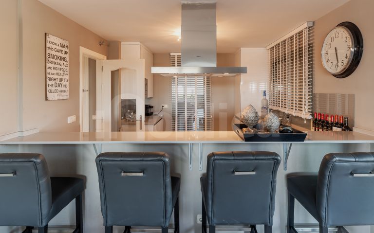 Penthouse for sale in Benatalaya