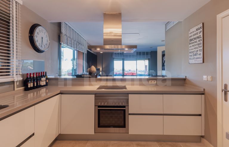 Penthouse for sale in Benatalaya