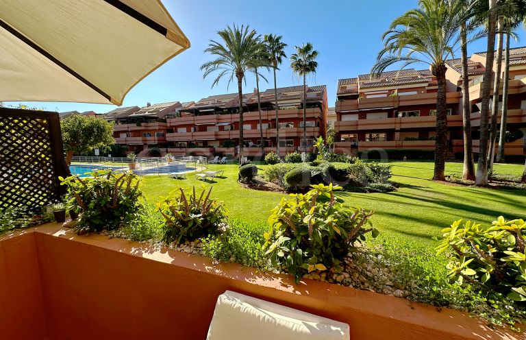 Appartement rez de chaussée a vendre à El Embrujo Playa