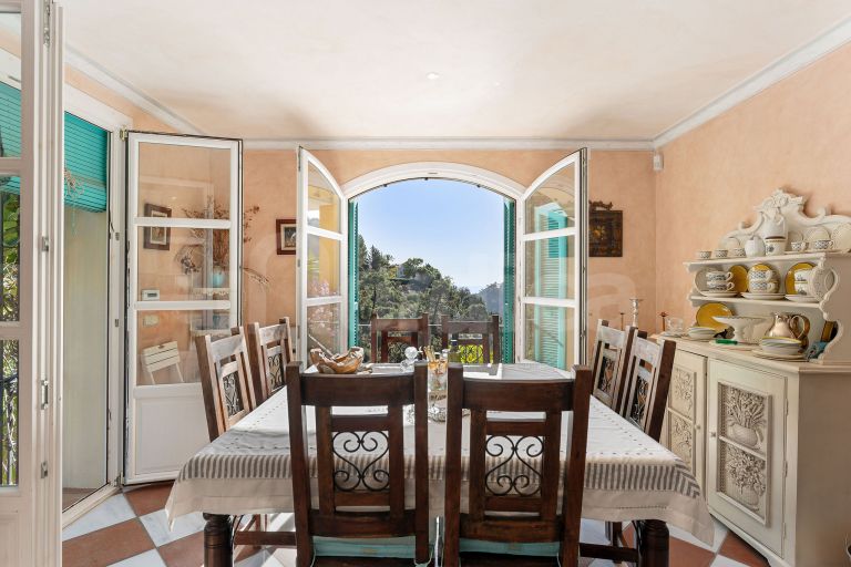 Villa till salu i El Madroñal