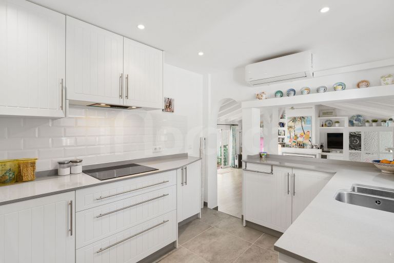 Villa zu verkaufen in Puerto del Almendro