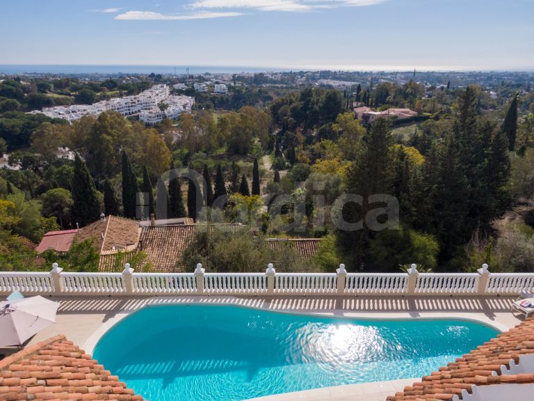 Villa for sale in El Herrojo