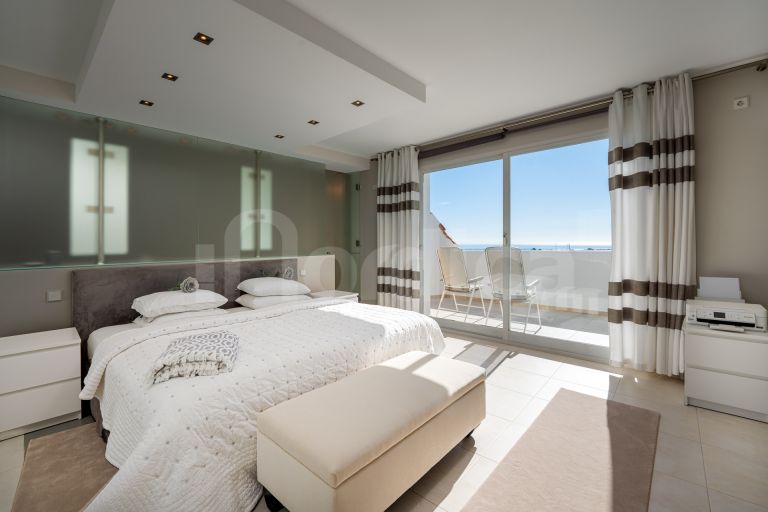 Villa for sale in El Herrojo