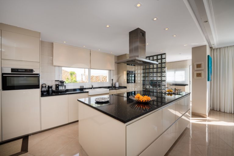 Villa for sale in El Herrojo