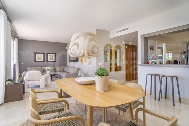 Duplex Penthouse for sale in Las Tortugas de Aloha