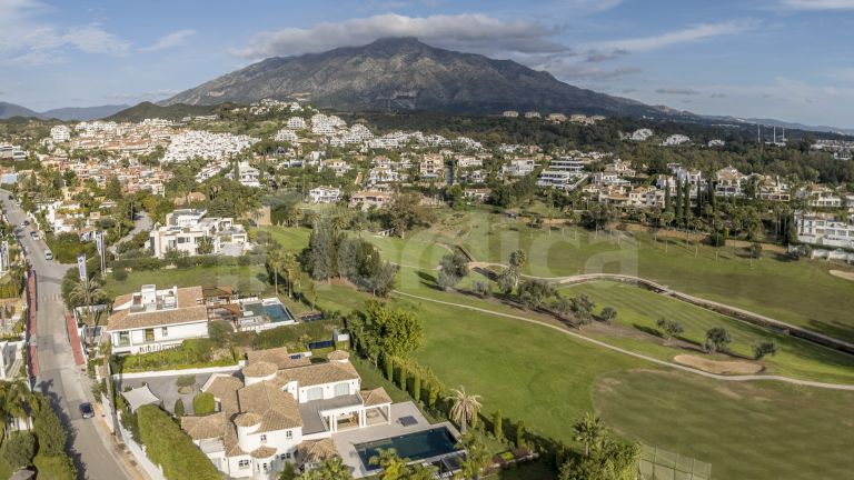 Plot for sale in Nueva Andalucia