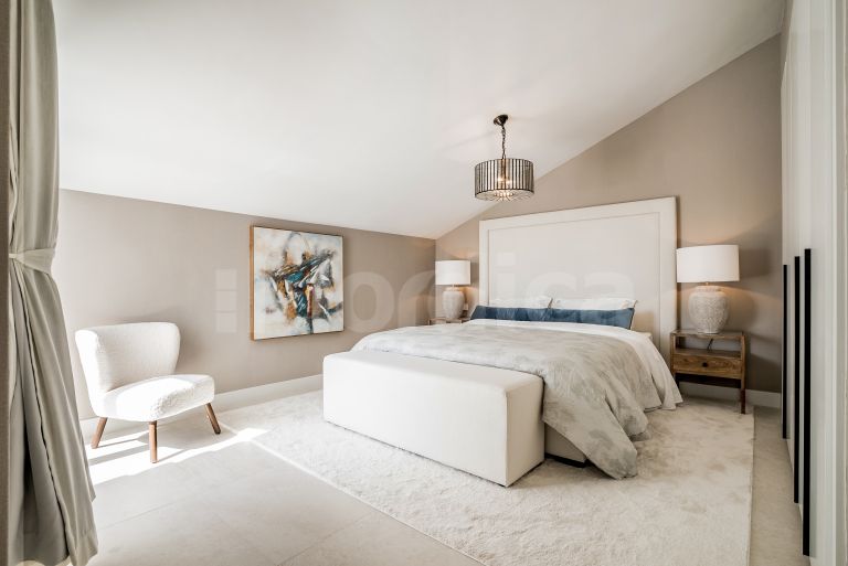 Zweistöckiges Penthouse zu verkaufen in Costa Nagüeles I