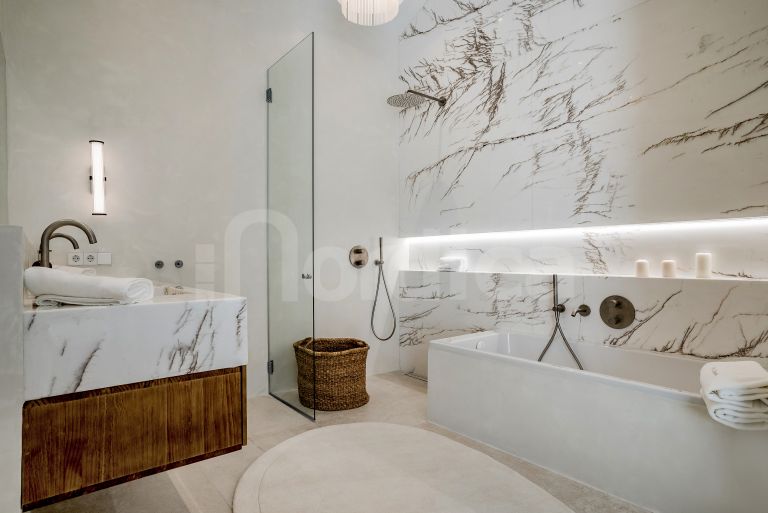 Zweistöckiges Penthouse zu verkaufen in Costa Nagüeles I