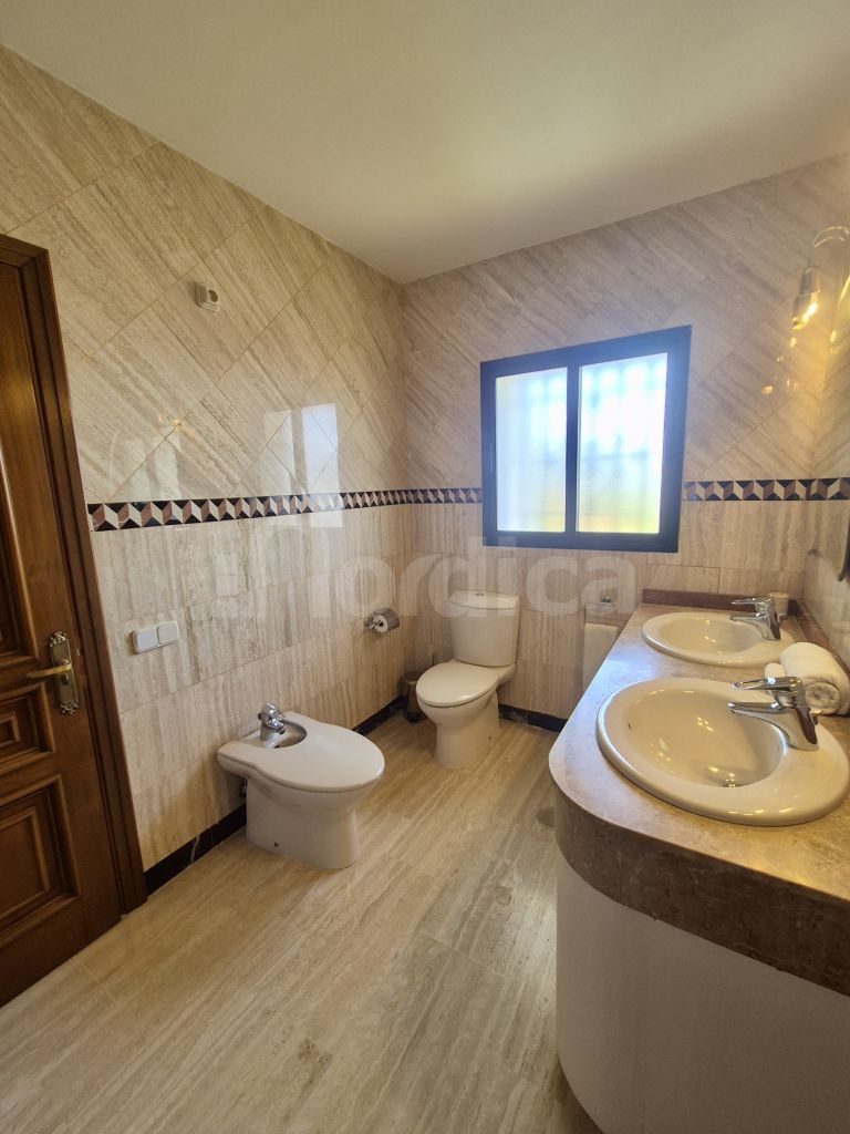 Villa till salu i La Campana