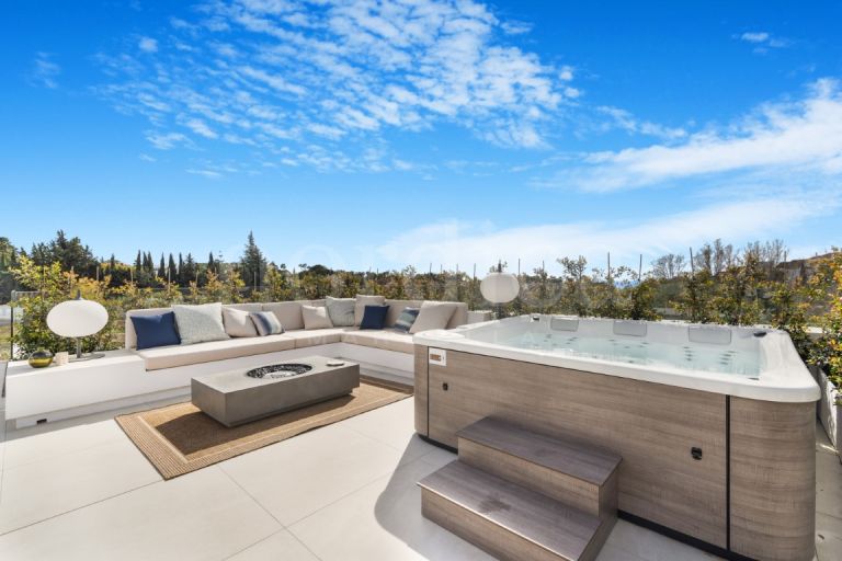 Villa till salu i Altos de Puente Romano