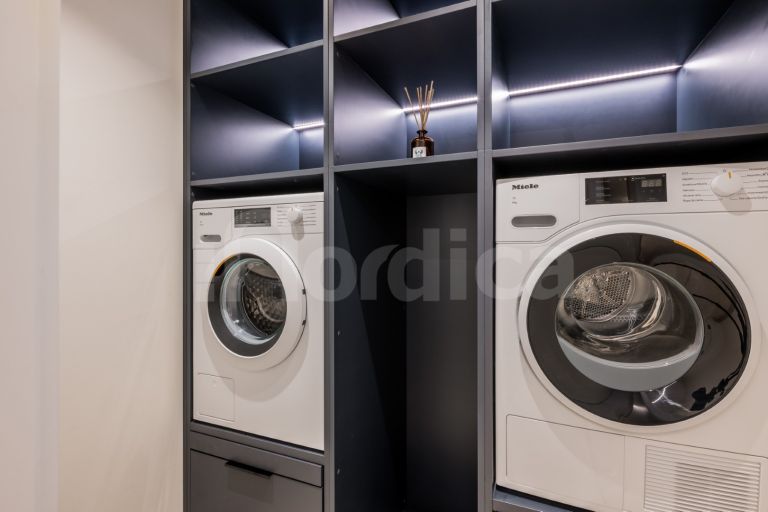 Apartment for sale in Los Monteros Palm Beach