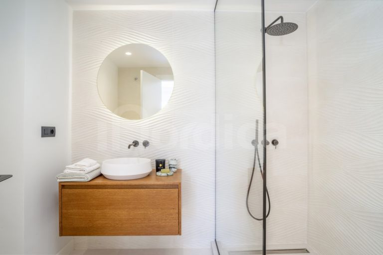 Lägenhet till salu i Albatross Hill