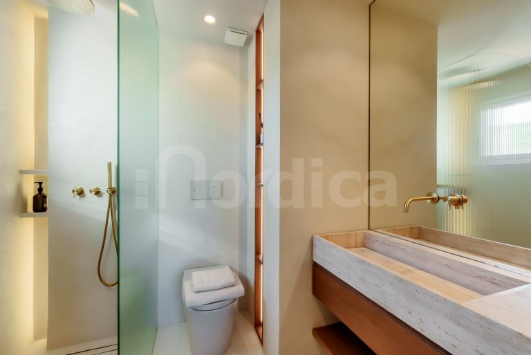 Duplex Penthouse for sale in Alcazaba Beach