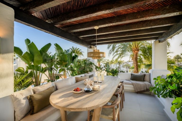 Duplex Penthouse for sale in Alcazaba Beach