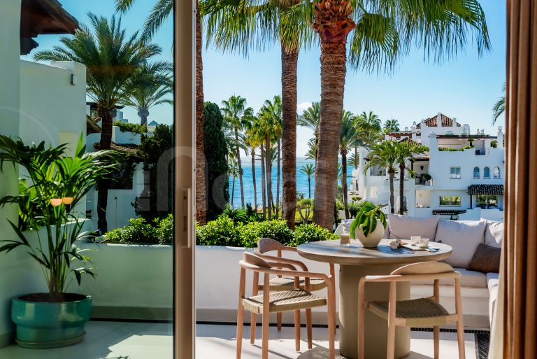 Duplex Penthouse for sale in Alcazaba Beach