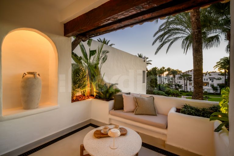 Duplex Penthouse for sale in Alcazaba Beach