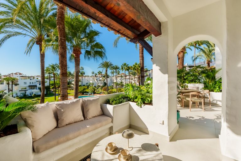 Duplex Penthouse for sale in Alcazaba Beach