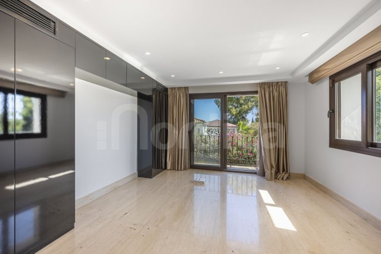 Villa zu verkaufen in El Herrojo