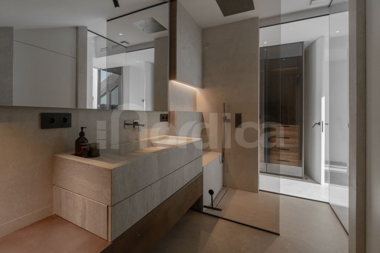 Duplex Penthouse for sale in Las Lolas