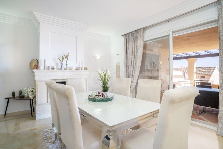 Ground Floor Apartment for sale in Albatross Hill