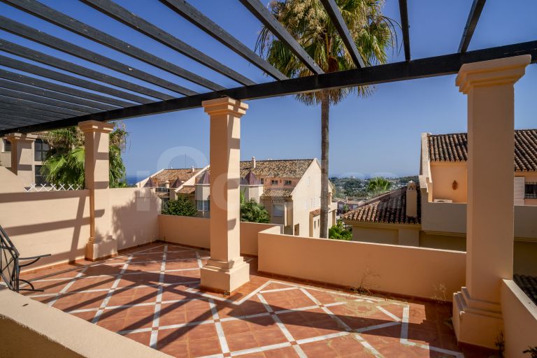 Ground Floor Apartment for sale in Albatross Hill