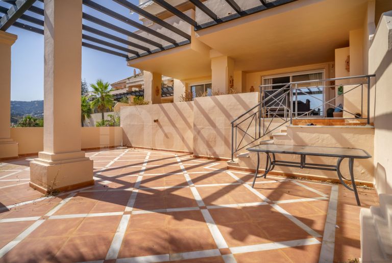 Ground Floor Apartment for sale in Albatross Hill