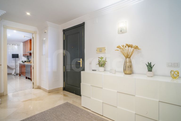 Ground Floor Apartment for sale in Albatross Hill