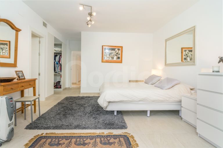 Town House for sale in Los Potros