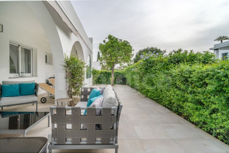 Town House for sale in Los Potros